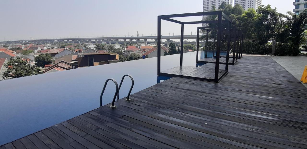 Cozy Grand Kamala Lagoon By Pelita Property Bekasi Dış mekan fotoğraf